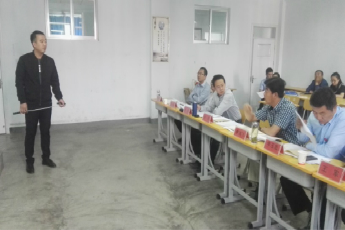 伟德1949官网举办“新型课堂”教师教学技能大赛