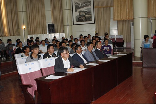 伟德1949官网（酒泉）新生参加《我与大学图书馆》讲座